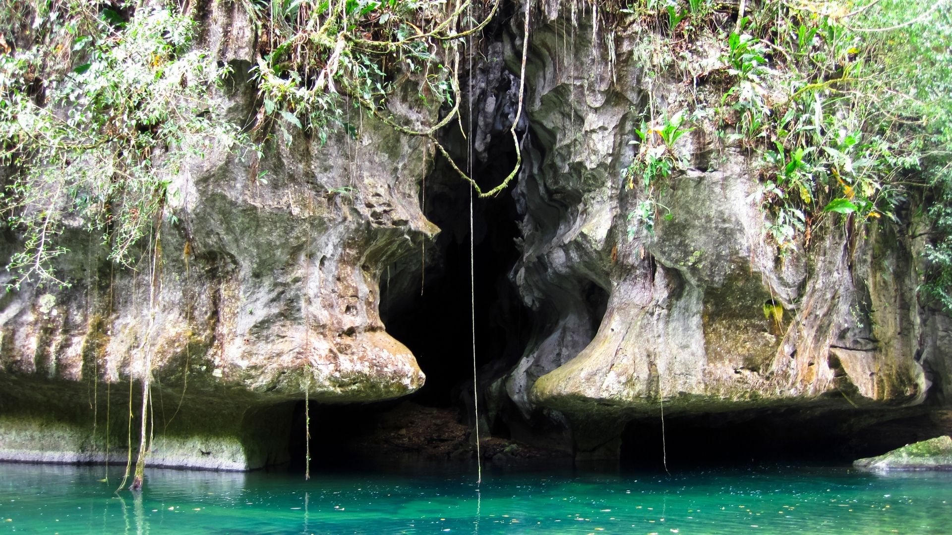 Barton Creek Cave kayak Belize